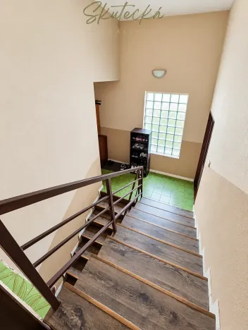 Prodej rodinného domu, Kostice, 185 m2