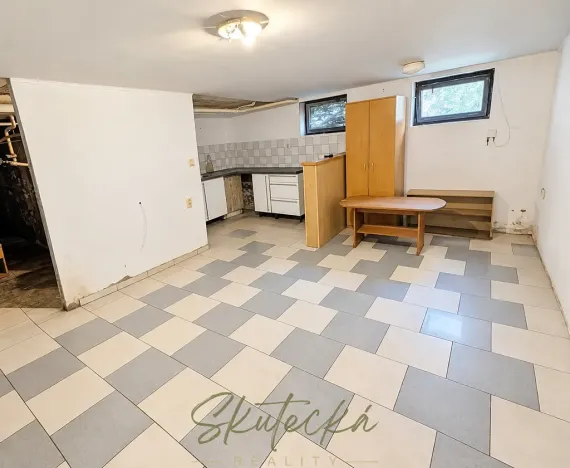 Prodej rodinného domu, Kostice, 185 m2