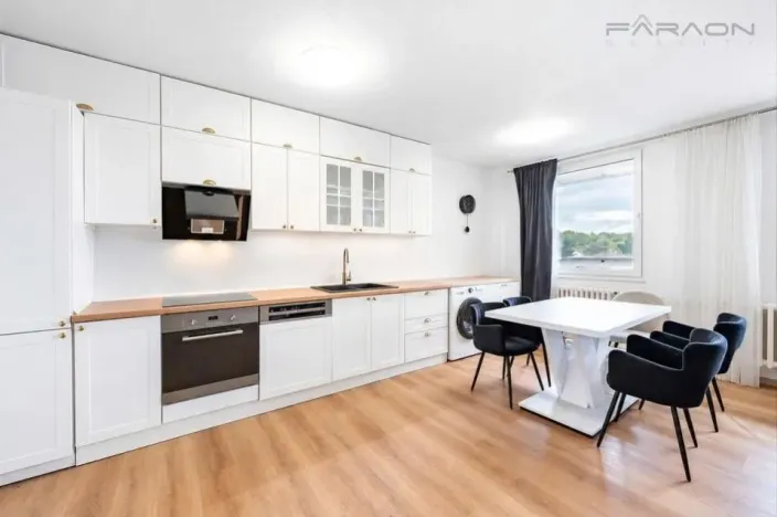 Prodej bytu 3+kk, Praha - Řepy, Nevanova, 95 m2