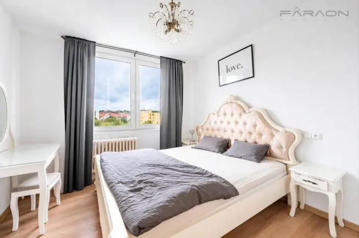 Prodej bytu 3+kk, Praha - Řepy, Nevanova, 95 m2