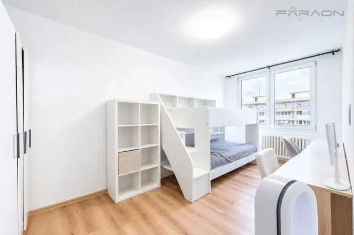 Prodej bytu 3+kk, Praha - Řepy, Nevanova, 95 m2