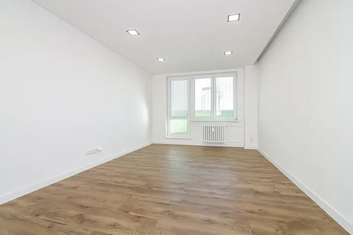 Pronájem bytu 2+1, Ostrava, Cholevova, 55 m2
