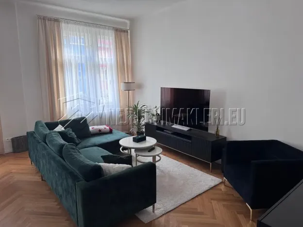 Pronájem bytu 2+kk, Praha - Žižkov, Lupáčova, 80 m2