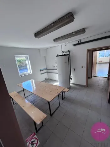 Pronájem výrobních prostor, Hlušovice, Okružní, 318 m2