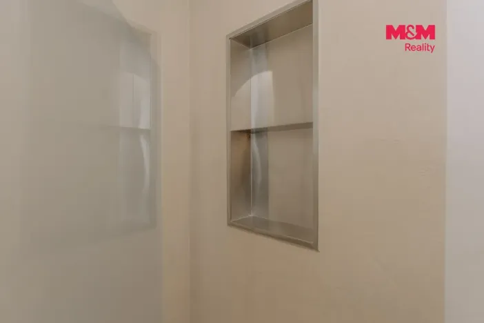 Prodej bytu 2+kk, Třinec - Lyžbice, Seifertova, 30 m2