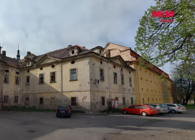 Prodej historického objektu, Doksany, 1751 m2
