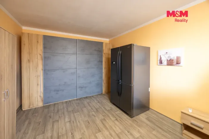 Prodej bytu 1+1, Klatovy - Klatovy IV, Za Tratí, 42 m2