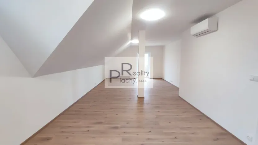 Prodej bytu 3+kk, Hevlín, 125 m2