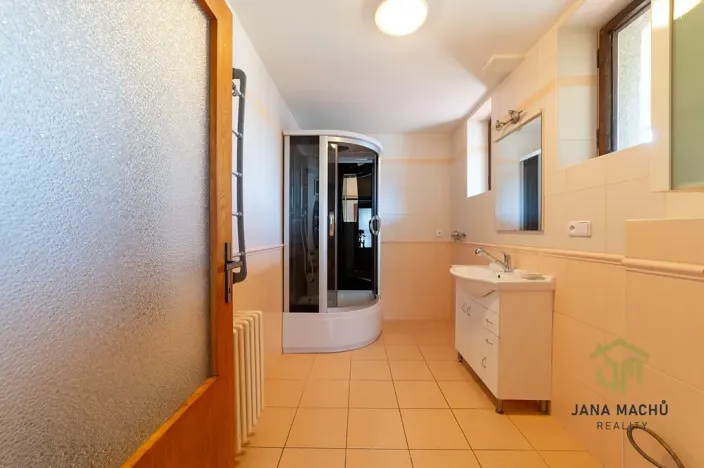 Prodej rodinného domu, Vlčková, 120 m2