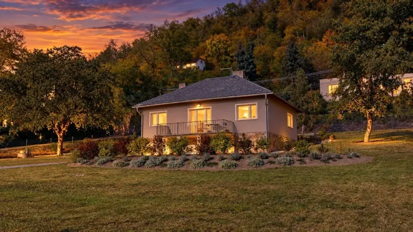 Pronájem rodinného domu, Zbečno, 106 m2