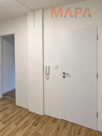 Pronájem bytu 3+1, Klášterec nad Ohří - Miřetice u Klášterce nad Ohří, Jana Ámose Komenského, 76 m2
