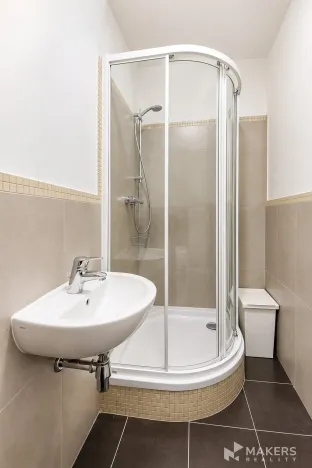 Prodej ubytování, Praha - Smíchov, Plzeňská, 190 m2