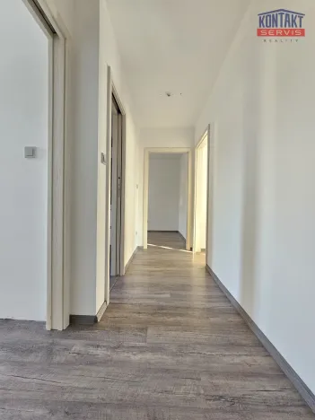 Prodej bytu 2+1, Jindřichův Hradec - Otín, 57 m2