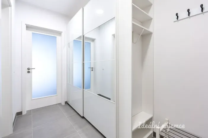 Pronájem bytu 2+kk, Praha - Dolní Chabry, K Beranovu, 50 m2