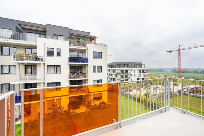 Pronájem bytu 2+kk, Praha - Dolní Chabry, K Beranovu, 50 m2