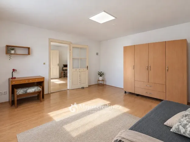 Prodej rodinného domu, Žerůtky, 193 m2