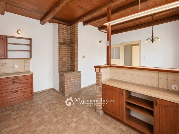 Prodej rodinného domu, Žerůtky, 193 m2
