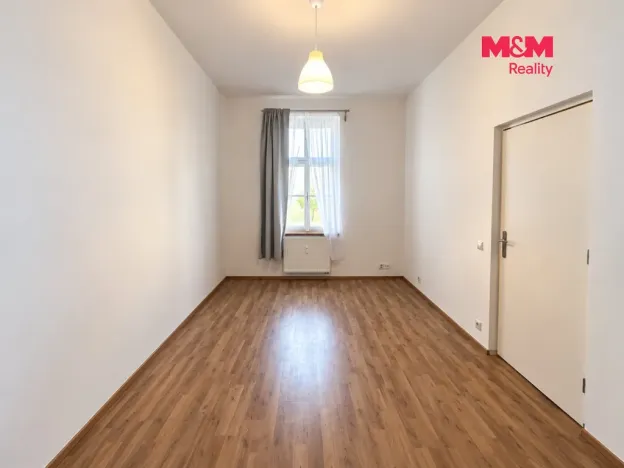 Pronájem bytu 1+1, Praha, Na Maninách, 31 m2