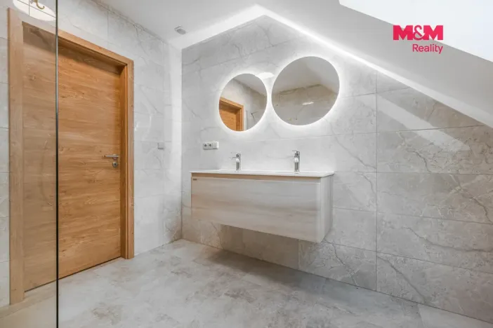 Prodej rodinného domu, Zlín, Hornomlýnská, 158 m2