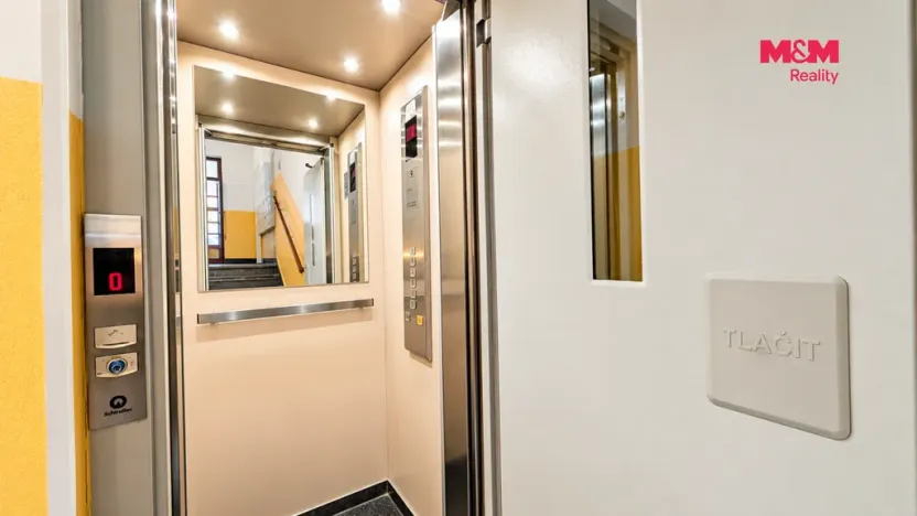 Prodej bytu 2+kk, Praha - Bubeneč, Jugoslávských partyzánů, 48 m2