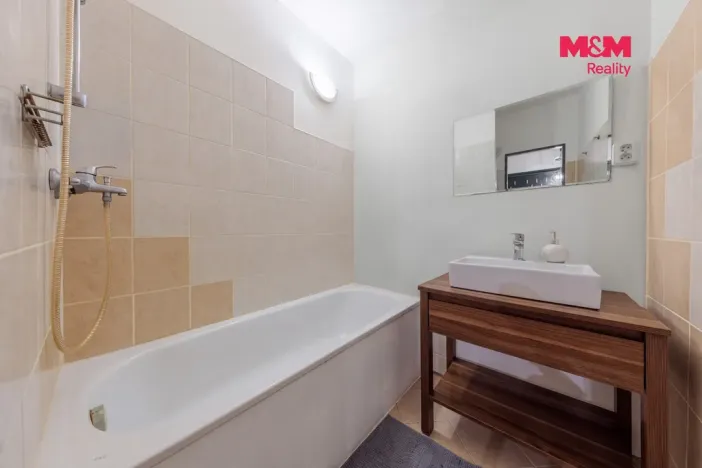 Prodej bytu 2+1, Horní Slavkov, Dlouhá, 60 m2