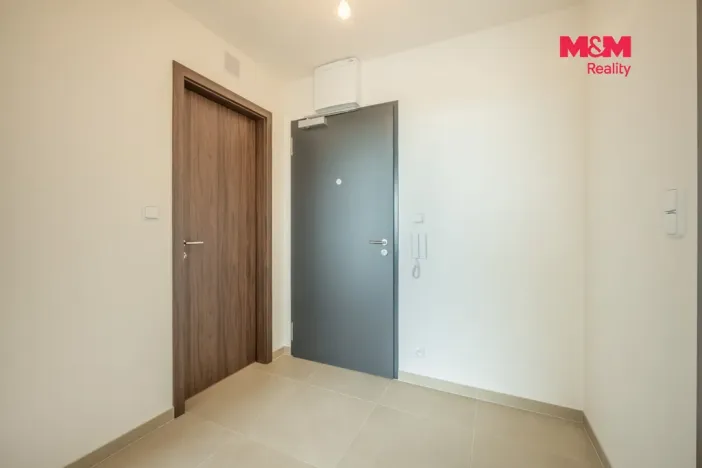 Prodej bytu 2+kk, Praha, Prosecká, 39 m2
