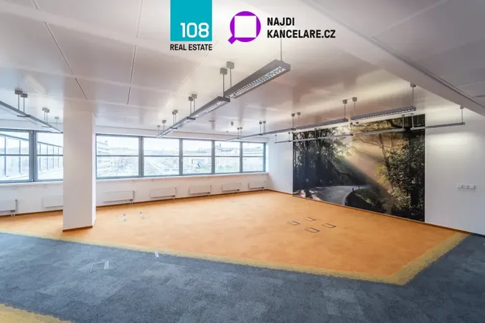 Pronájem kanceláře, Praha - Karlín, Ke Štvanici, 1473 m2