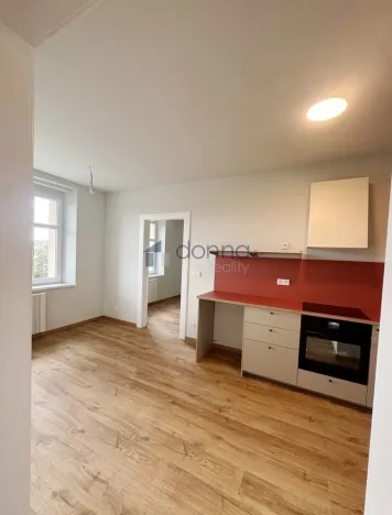 Pronájem bytu 2+kk, Praha, U vysočanského pivovaru, 54 m2