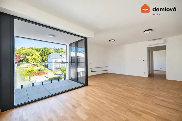 Pronájem bytu 2+kk, Ostrava, Na Burni, 53 m2