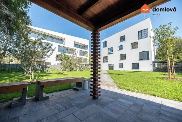 Pronájem bytu 2+kk, Ostrava, Na Burni, 53 m2