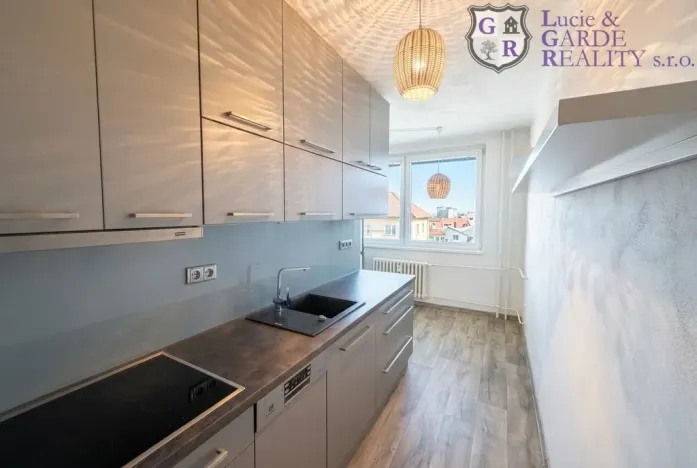 Pronájem bytu 2+1, Tábor, Sezimova, 58 m2