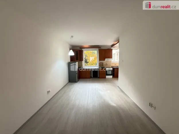 Pronájem bytu 2+kk, Praha - Košíře, Fabiánova, 45 m2