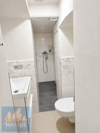 Prodej kanceláře, Praha - Holešovice, Jirečkova, 65 m2