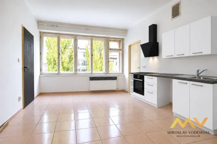 Pronájem bytu 3+1, Hradec Králové, Nerudova, 95 m2