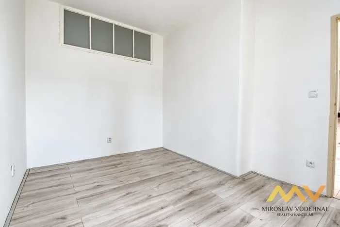 Pronájem bytu 3+1, Hradec Králové, Nerudova, 95 m2