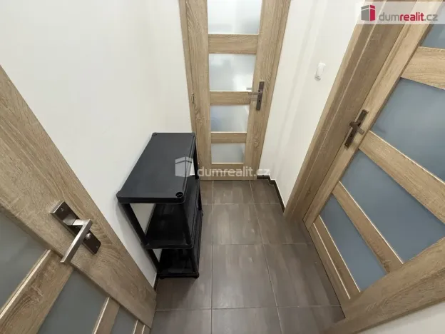 Pronájem bytu 1+kk, Praha - Strašnice, Kralická, 25 m2
