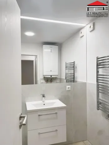 Pronájem bytu 2+kk, Ostrava - Moravská Ostrava, Dvořákova, 32 m2