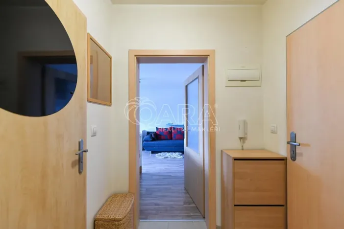 Pronájem bytu 1+kk, Týnec nad Sázavou - Chrást nad Sázavou, 30 m2