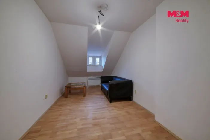 Pronájem bytu 2+1, Mariánské Lázně - Úšovice, Anglická, 55 m2