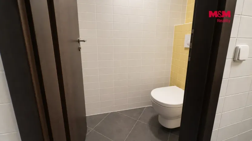 Pronájem obchodního prostoru, Šumperk, Langrova, 129 m2
