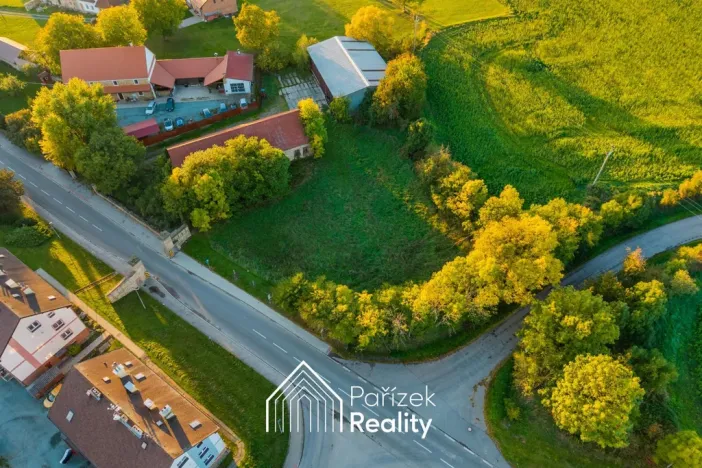 Prodej pozemku pro bydlení, Nahořany, 2228 m2