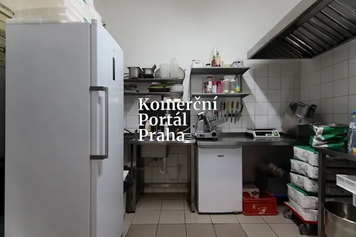 Pronájem restaurace, Praha - Nusle, Čestmírova, 36 m2