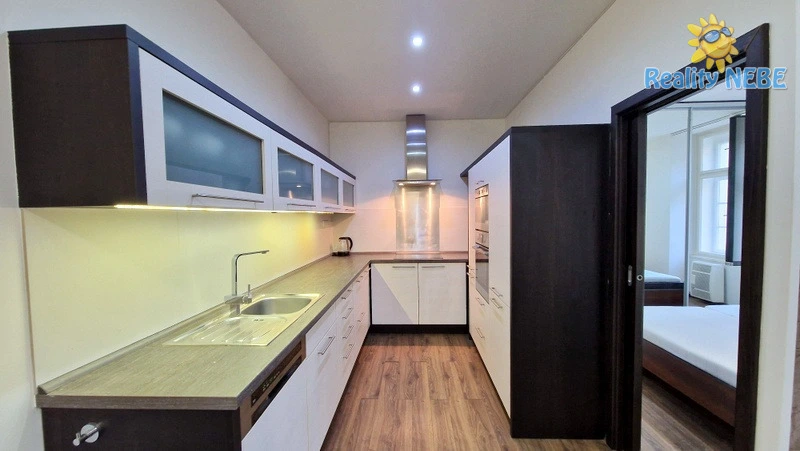 Pronájem bytu 2+kk, Praha - Vršovice, Moskevská, 46 m2