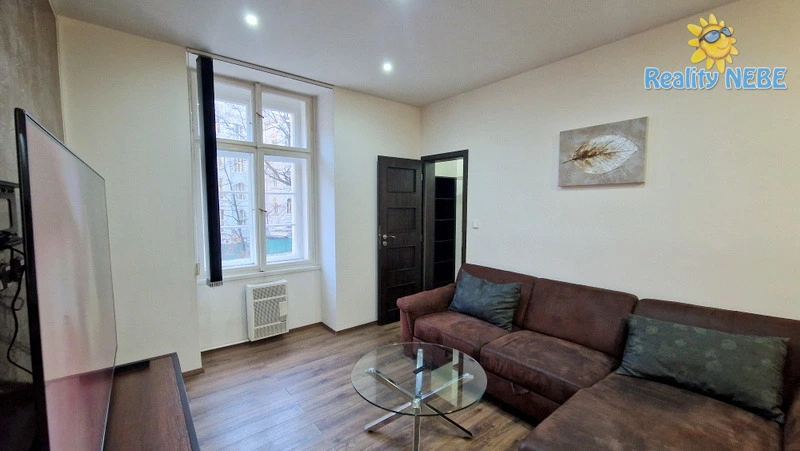 Pronájem bytu 2+kk, Praha - Vršovice, Moskevská, 46 m2