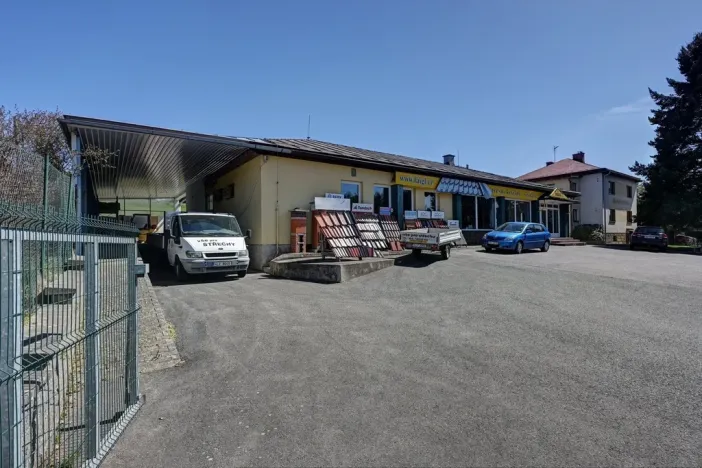 Prodej obchodního prostoru, Studenec, 265 m2