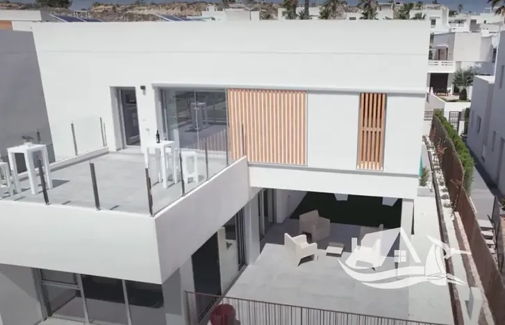 Prodej rodinného domu, Algorfa, Španělsko, 102 m2