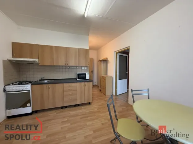 Pronájem bytu 1+1, Louny, Kpt. Nálepky, 30 m2