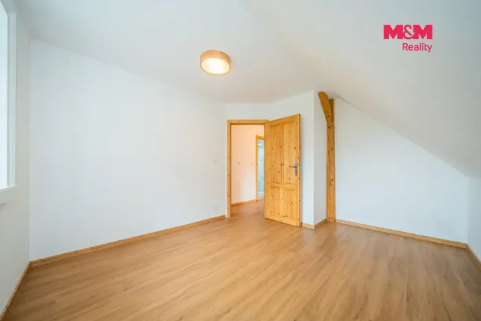 Prodej rodinného domu, Holenice, 124 m2