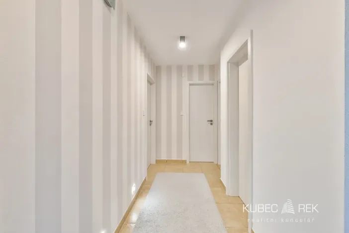 Prodej rodinného domu, Jindřichův Hradec, 114 m2