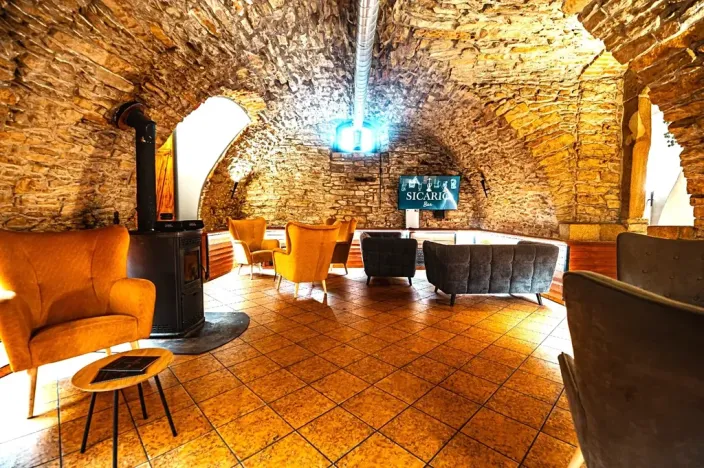 Pronájem restaurace, Chrudim, Palackého třída, 260 m2